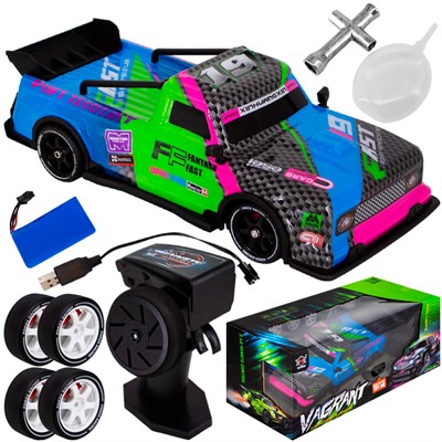 Машина на радиоуправлении 000-051 сменные колеса, на аккум. в коробке - фото 69877252