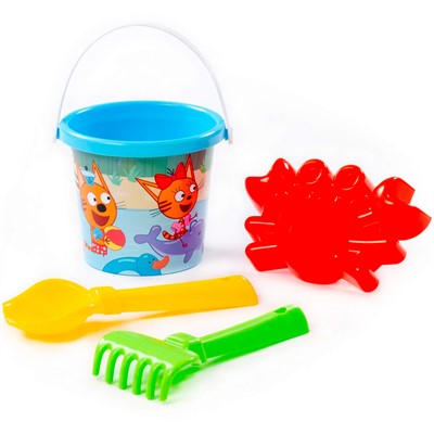 Песочный набор "Три кота"  №8: Ведро малое с наклейкой, совок №2, грабельки №2, формочка краб №1 П-Е /18/ - фото 69942740