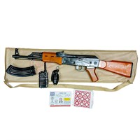Автомат пневм. под пистоны с аксесуарами+72 выстрела в сумке 90900