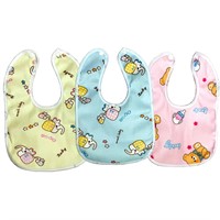 Нагрудник на кнопке 25*20 см 1303